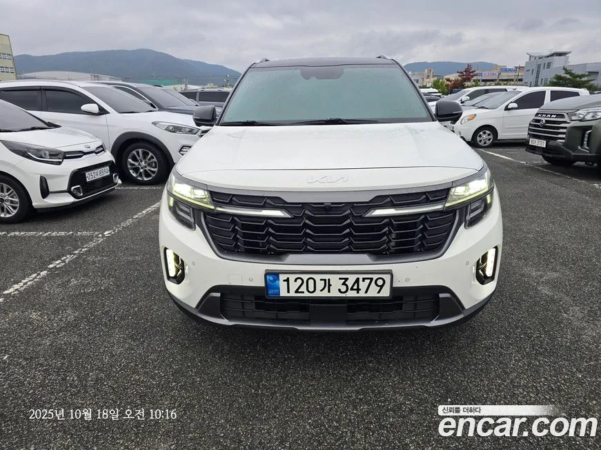 Kia Seltos 2023 из KR, фото 2