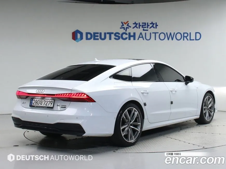Audi A7 2023 из KR, фото 2