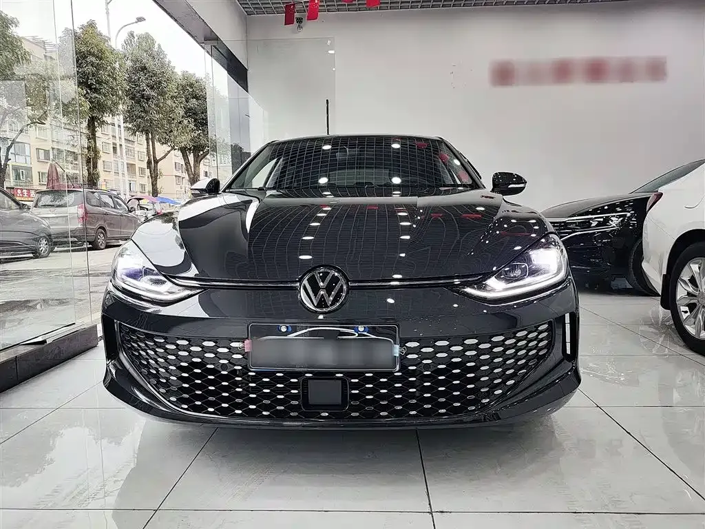 Volkswagen Lamando 2024 из CN, фото 3