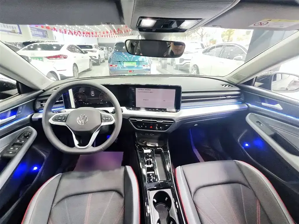 Volkswagen Lamando 2024 из CN, фото 8
