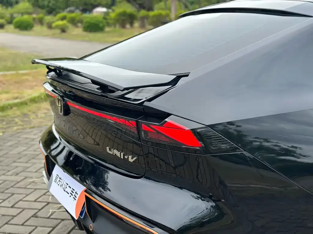 Changan UNI-V 2023 из CN, фото 10