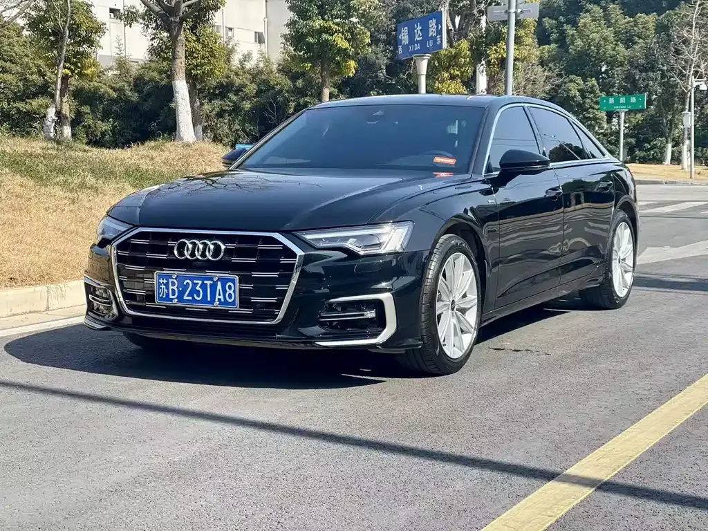 Audi A6L 2023 из CN, фото 1