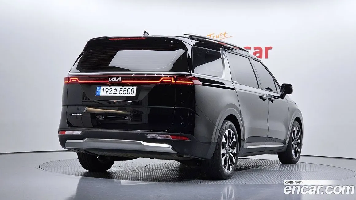 Kia Carnival 2023 из KR, фото 2