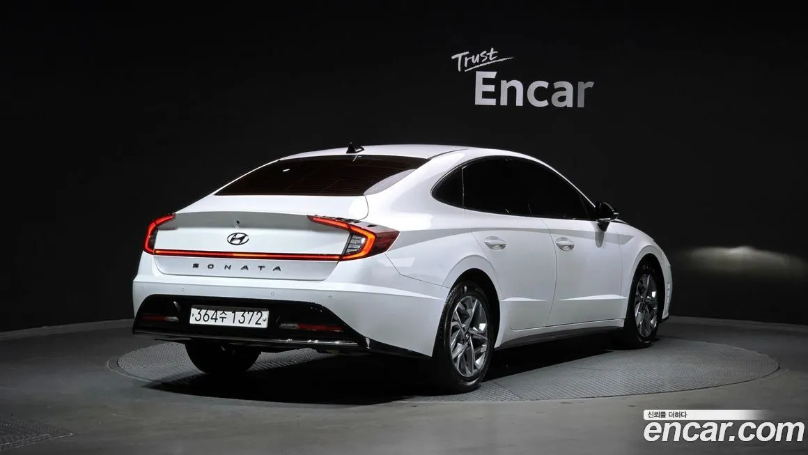 Hyundai Sonata 2022 из KR, фото 2