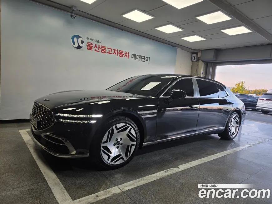 Genesis G90 2023 из KR, фото 2