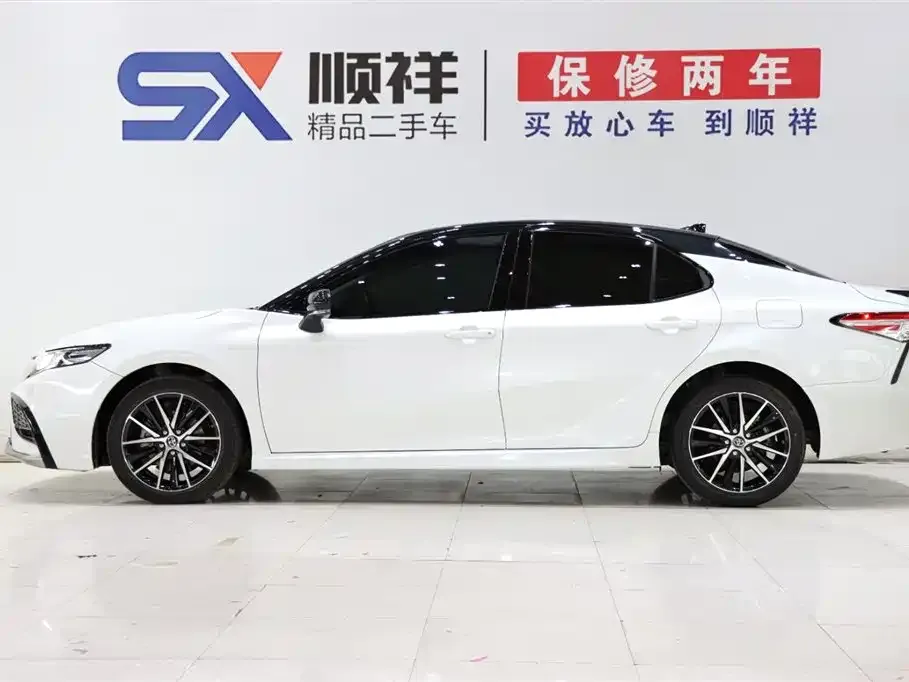 Toyota Camry 2024 из CN, фото 4