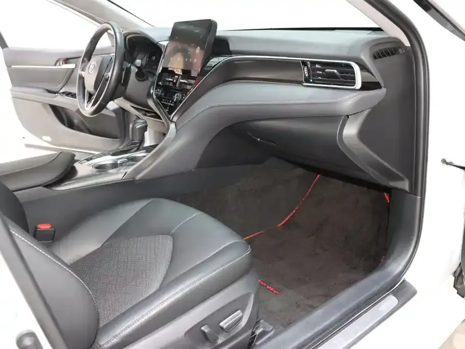 Toyota Camry 2024 из CN, фото 7