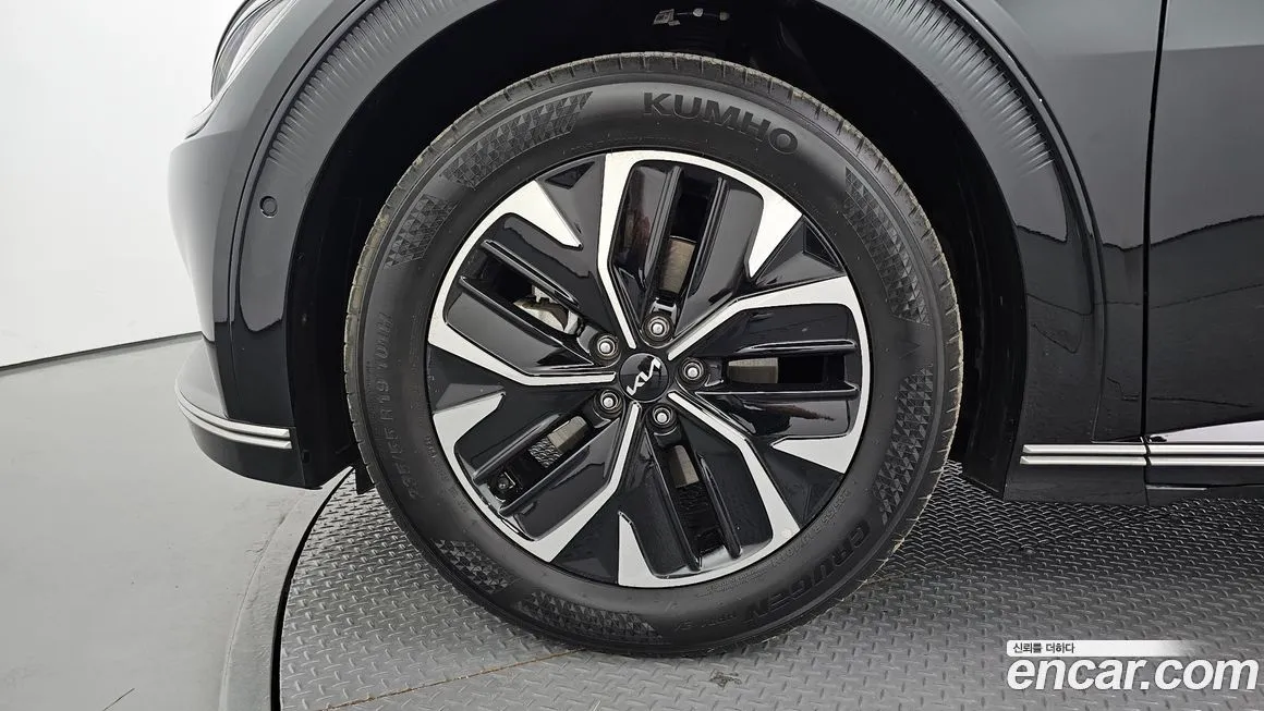 Kia EV6 2023 из KR, фото 5