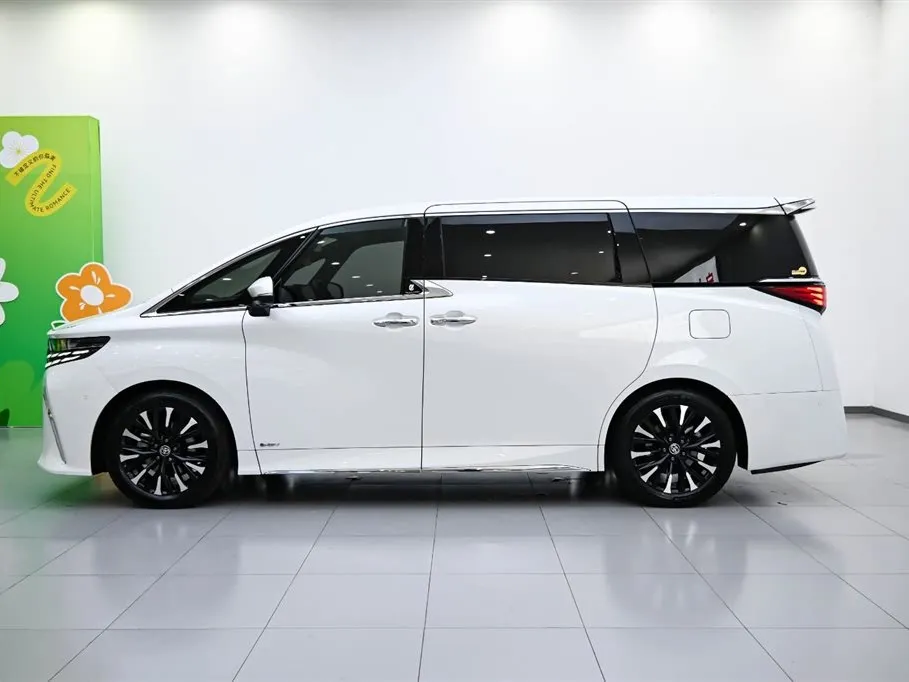 Toyota Alphard 2024 из CN, фото 4
