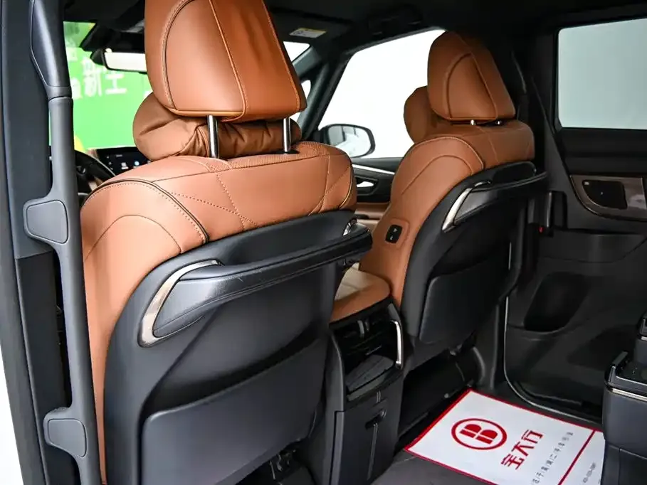 Toyota Alphard 2024 из CN, фото 9