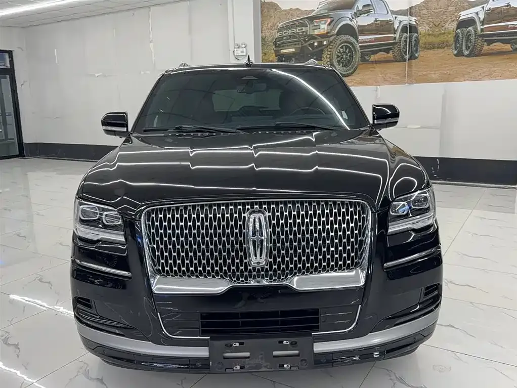 Lincoln Navigator 2023 из CN, фото 3