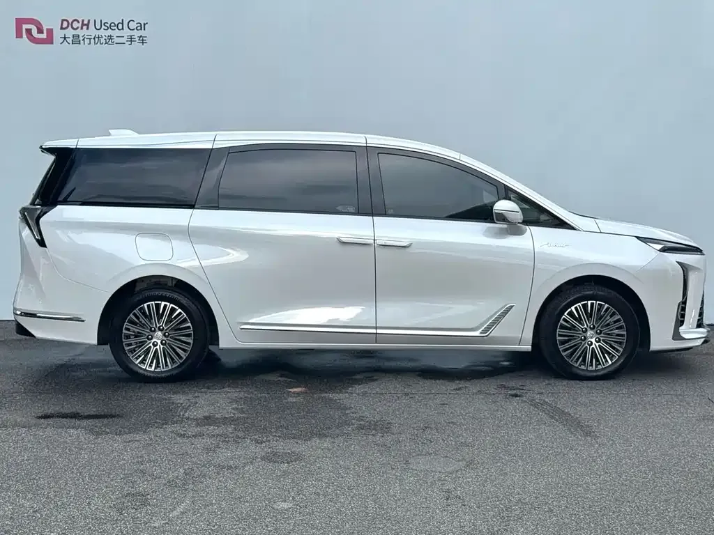 Buick GL8 Hybrid 2024 из CN, фото 3