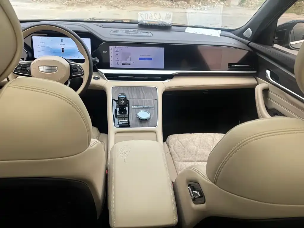 Geely Xingyue L 2024 из CN, фото 8