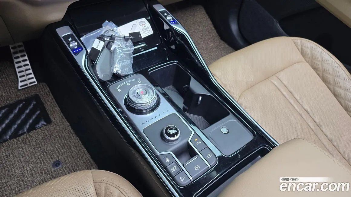 Kia Sorento — фото 9