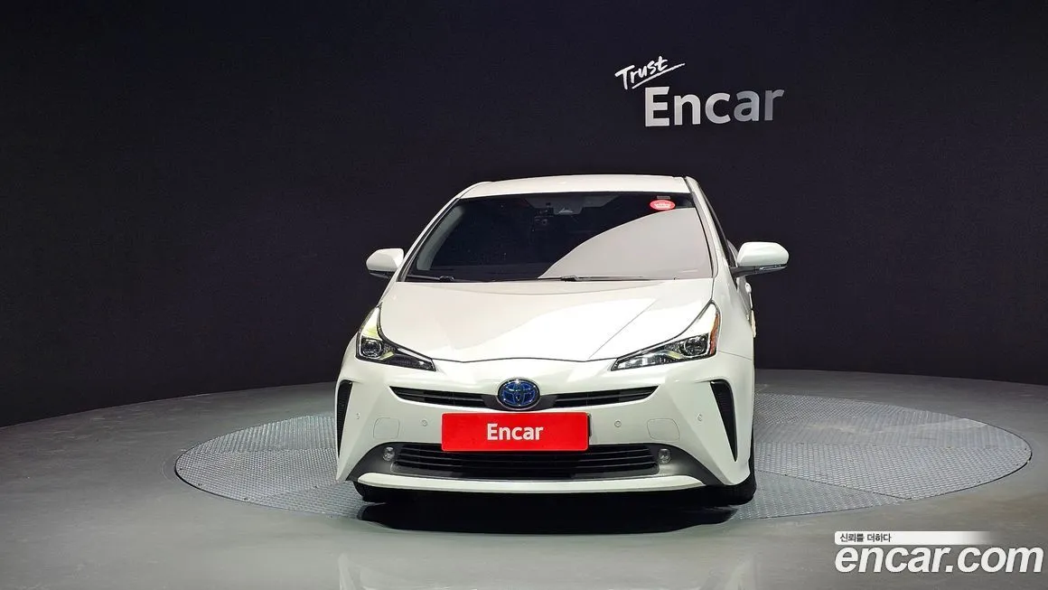 Toyota Prius 2021 из KR, фото 3