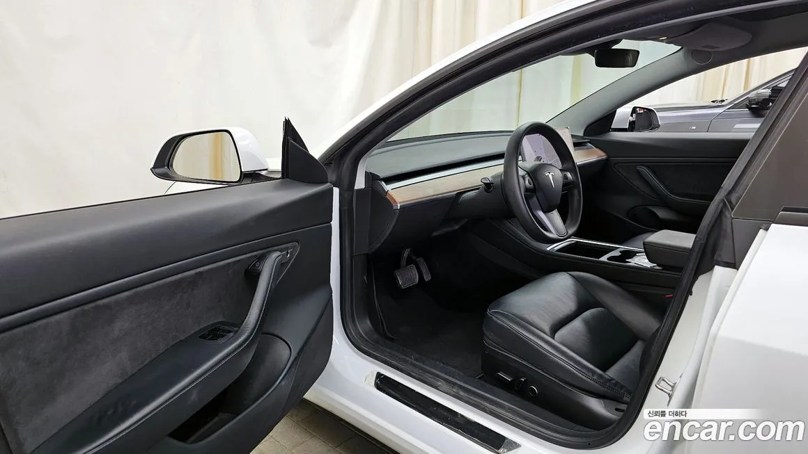 Tesla Model 3 2021 из KR, фото 10