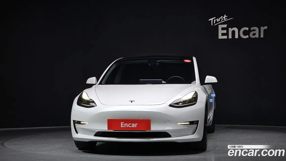Tesla Model 3 2021 из KR, фото 3