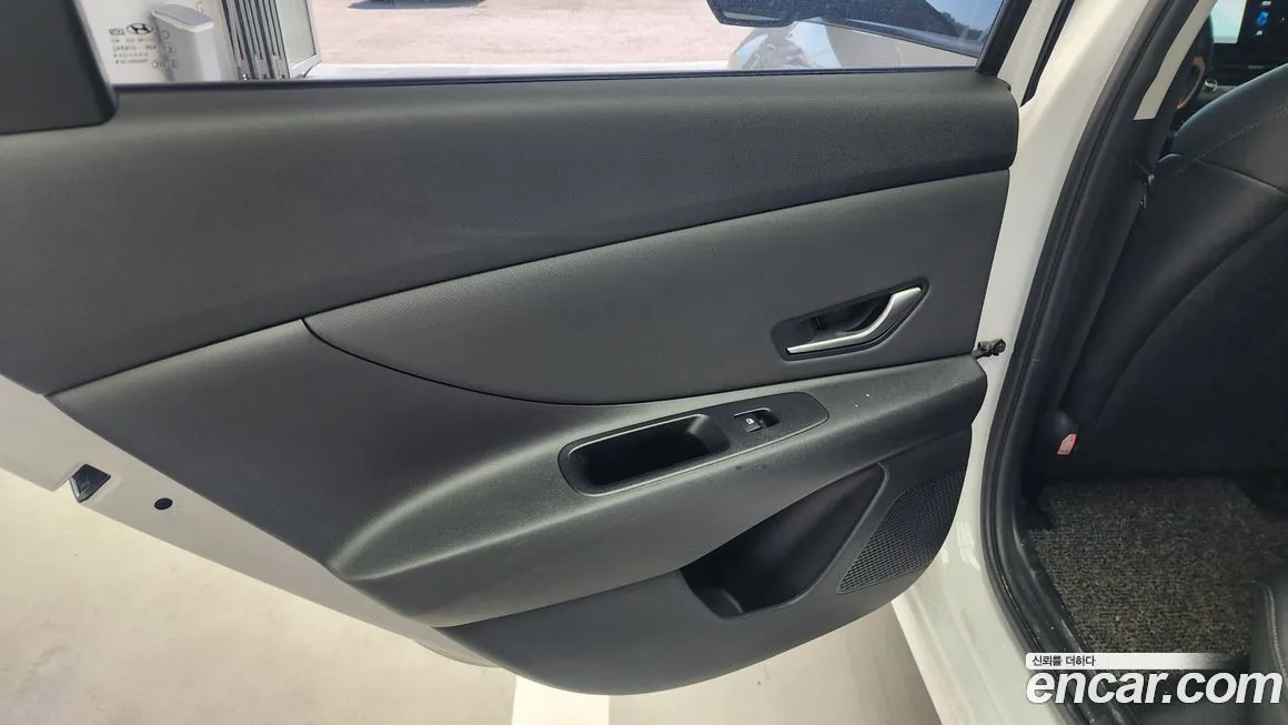 Hyundai AVANTE 2021 из KR, фото 10