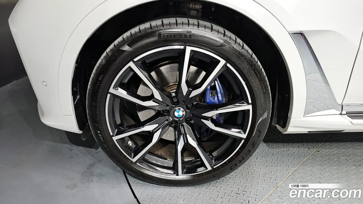 BMW X7 2021 из KR, фото 5