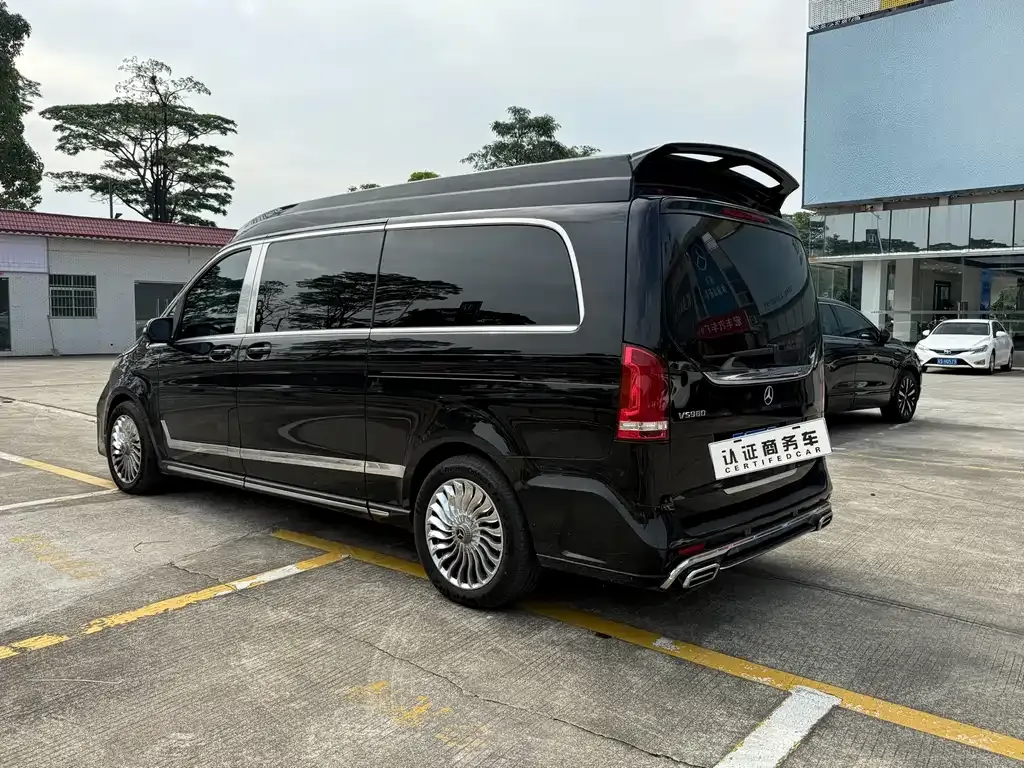 Mercedes-Benz V-Class 2022 из CN, фото 6