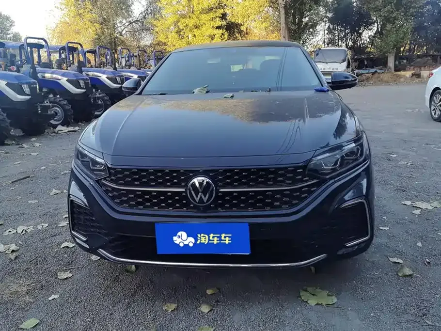 Volkswagen Passat 2024 из CN, фото 2