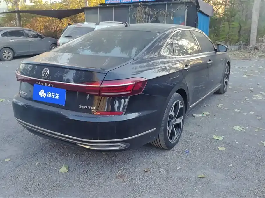 Volkswagen Passat 2024 из CN, фото 3