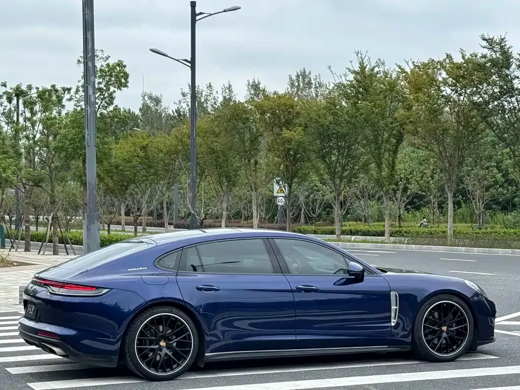 Porsche Panamera — фото 7