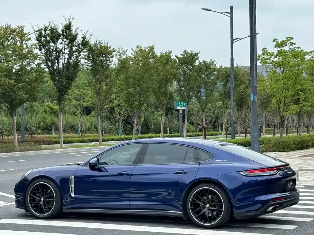 Porsche Panamera — фото 9