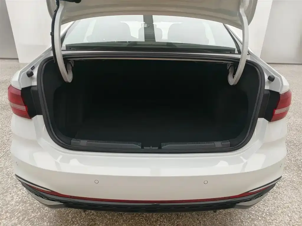 Volkswagen Lavida 2024 из CN, фото 6