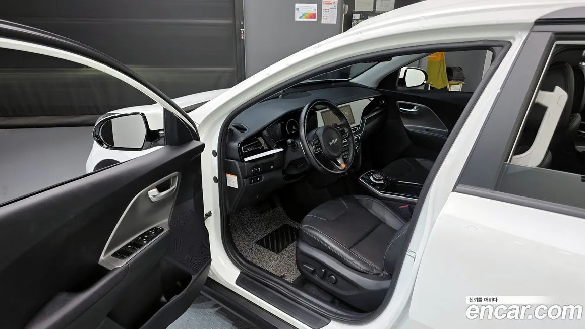Kia Niro 2023 из KR, фото 10