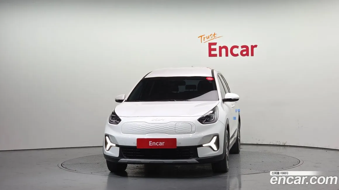 Kia Niro 2023 из KR, фото 3