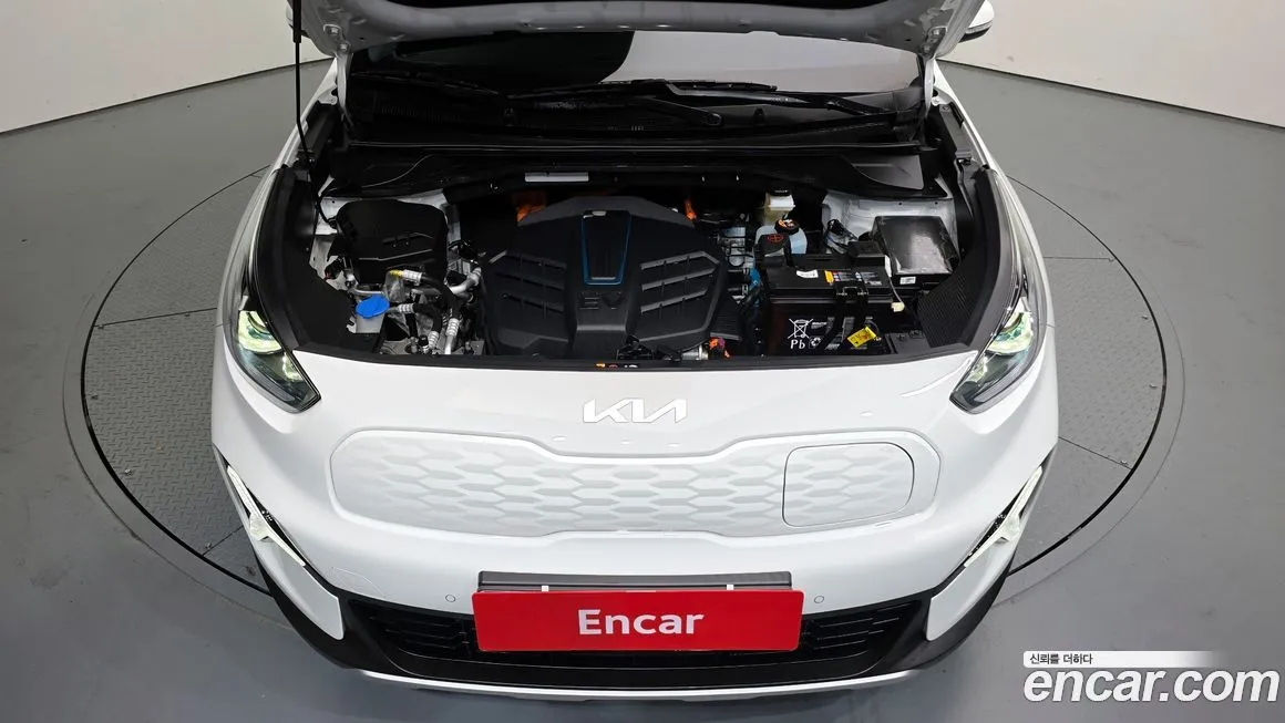 Kia Niro 2023 из KR, фото 6