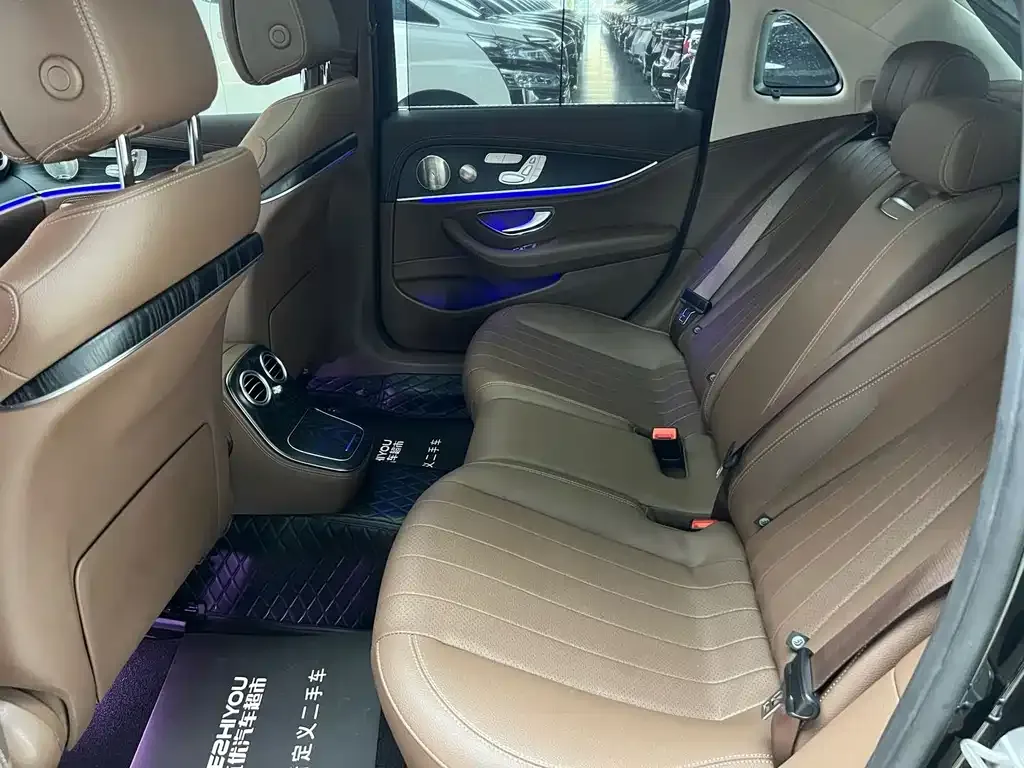 Mercedes-Benz E-Class 2023 из CN, фото 10