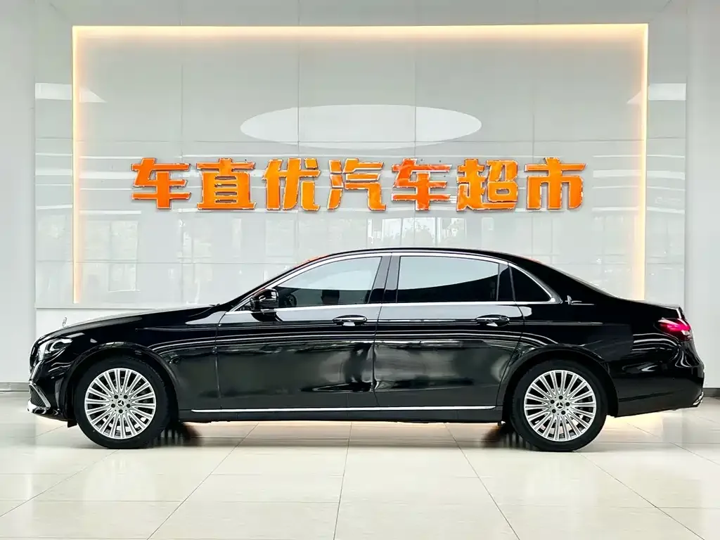 Mercedes-Benz E-Class 2023 из CN, фото 4