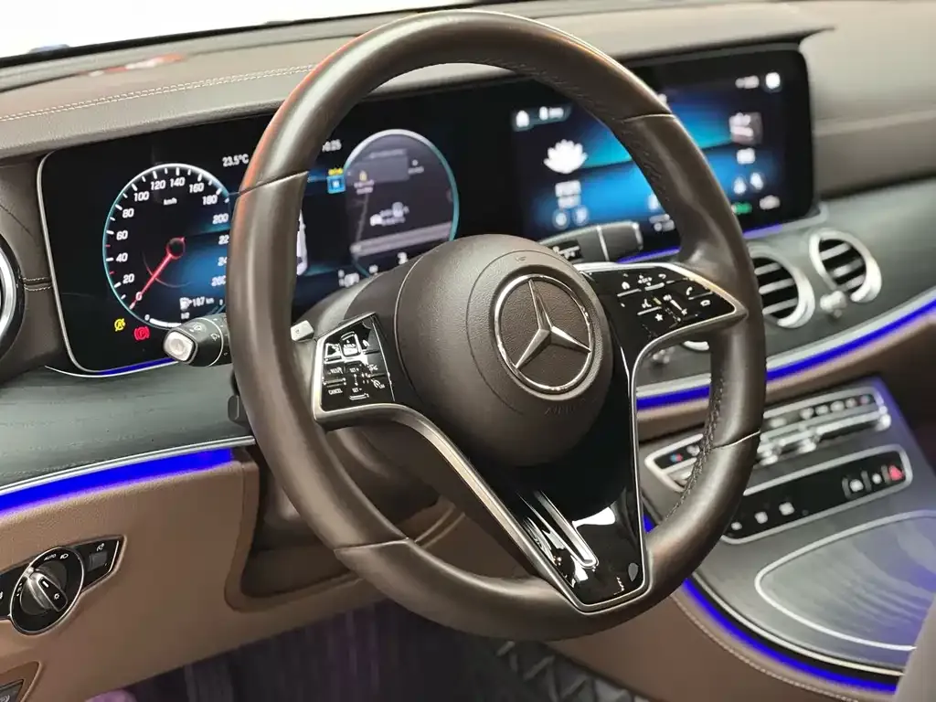 Mercedes-Benz E-Class 2023 из CN, фото 7