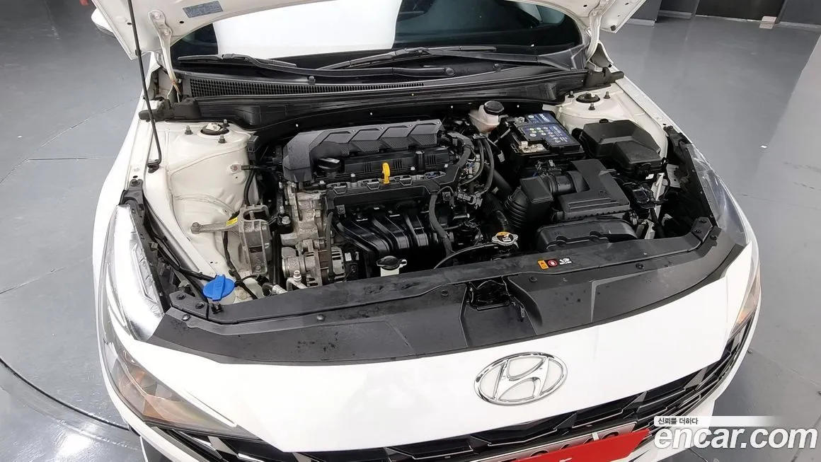 Hyundai AVANTE 2021 из KR, фото 6