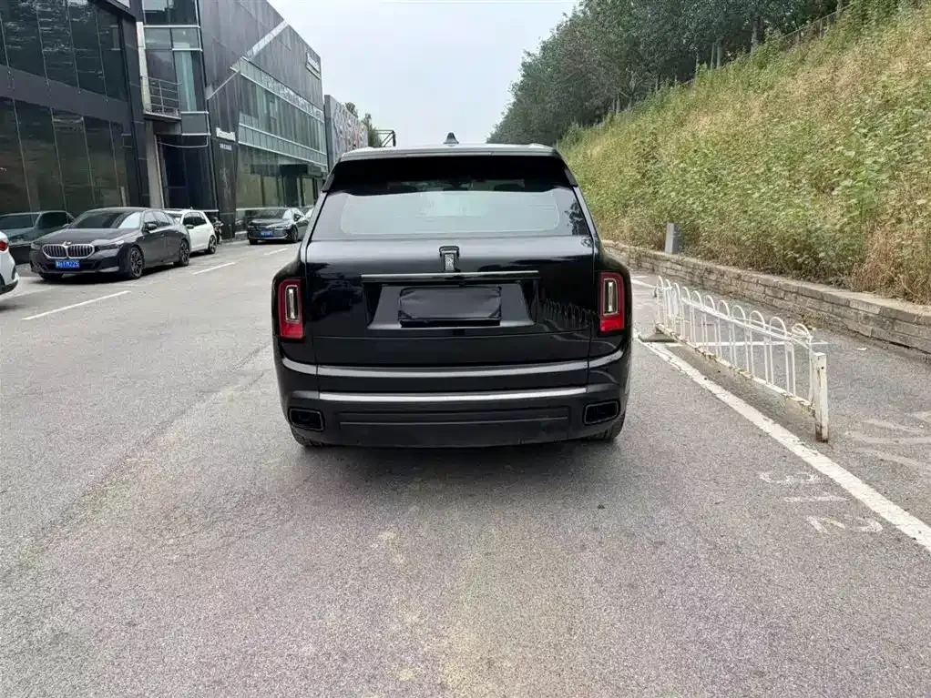 Rolls-Royce Cullinan 2022 из CN, фото 5