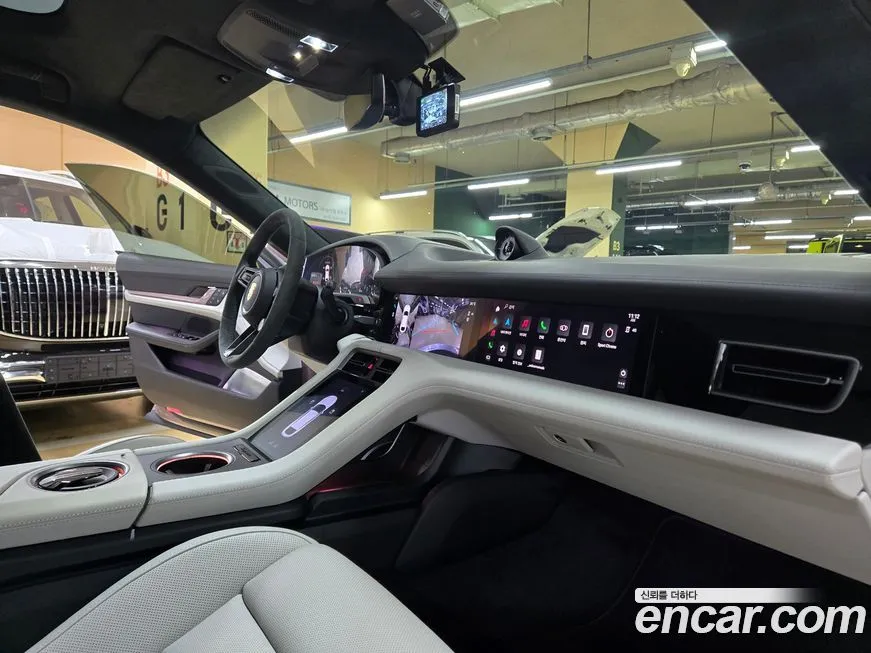 Porsche Taycan 2023 из KR, фото 6