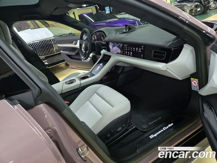 Porsche Taycan 2023 из KR, фото 9