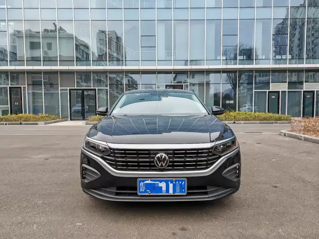 Volkswagen Passat 2024 из CN, фото 2