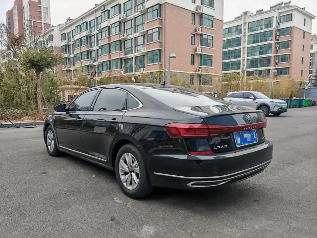 Volkswagen Passat 2024 из CN, фото 9
