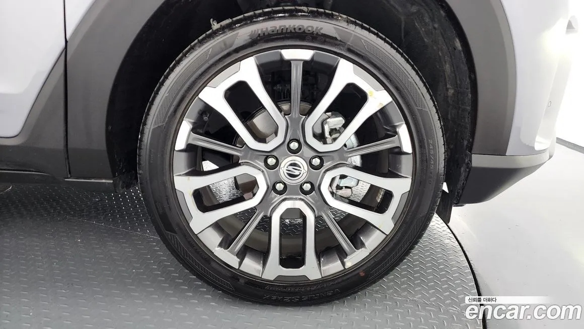 KG Mobility (Ssangyong) Torres 2023 из KR, фото 5