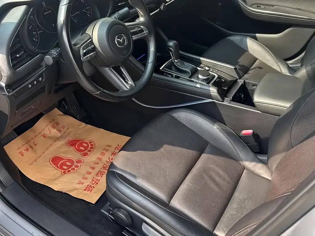 Mazda 3 Axela 2021 из CN, фото 5