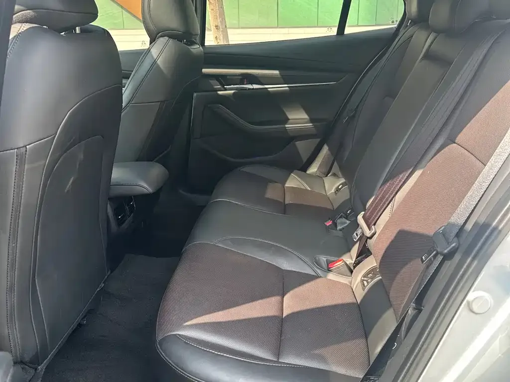 Mazda 3 Axela 2021 из CN, фото 7