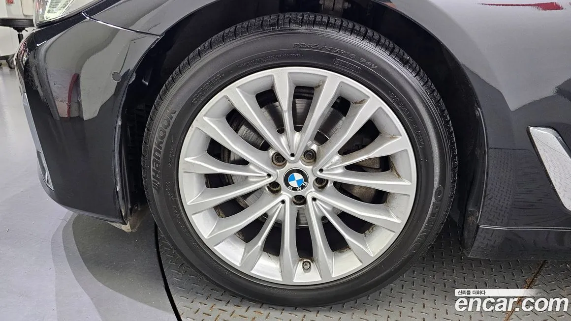 BMW 5-Series 2021 из KR, фото 5