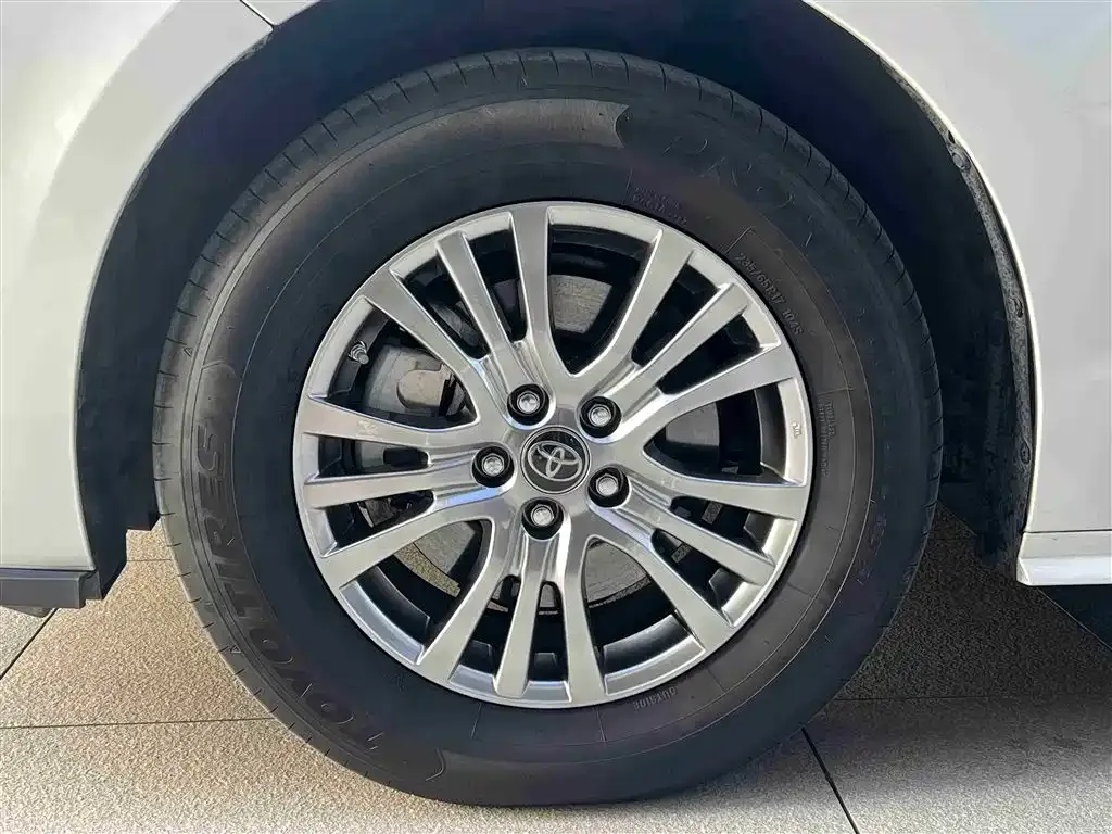 Toyota Sienna 2022 из CN, фото 9