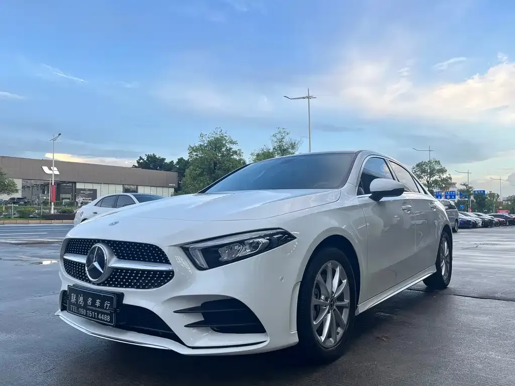 Mercedes-Benz A-Class 2023 из CN, фото 1