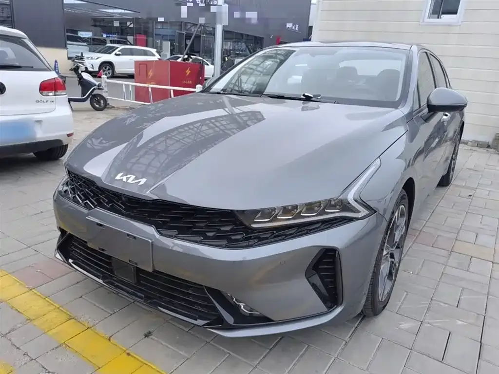 Kia K5 2025 из CN, фото 1