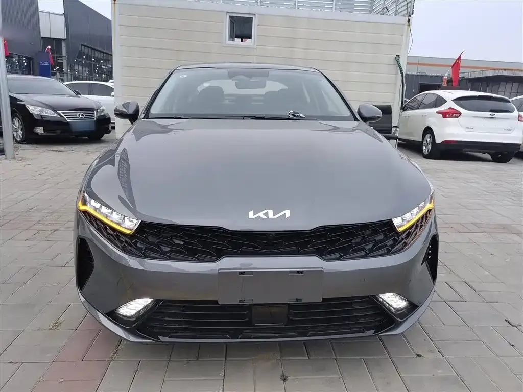 Kia K5 2025 из CN, фото 3