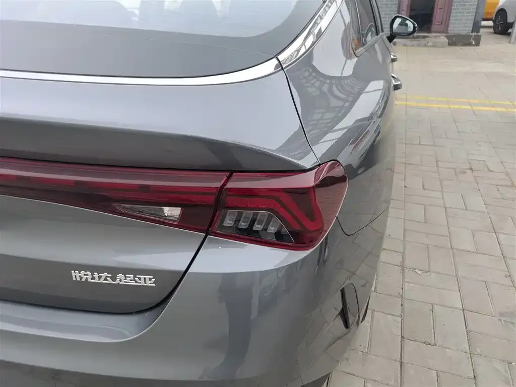 Kia K5 2025 из CN, фото 8